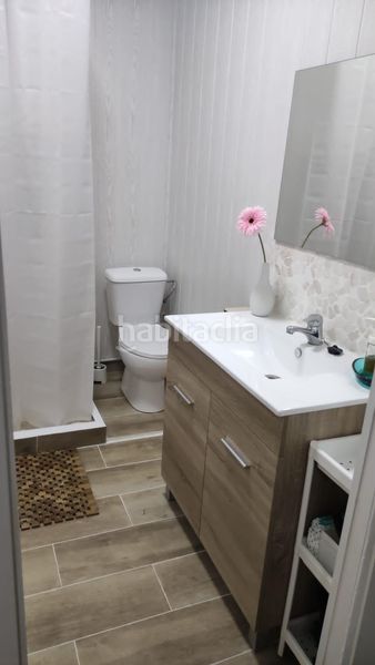 Foto f59dd9dc-09d2-4a71-8750-4f0556a8d0f9. Casa amb calefacció aparcament a Monserrat
