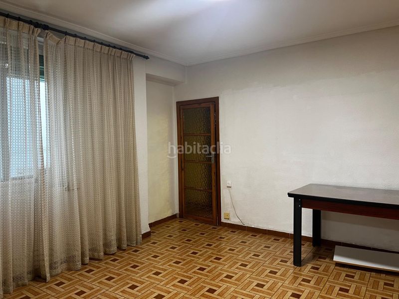 Foto f3ddcad9-a9eb-4630-9286-2bdb1755b489. Pis amb calefacció a Marxalenes Valencia