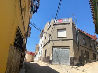 Casa  Aliaguilla - calle retiro. Casa en aliaguilla con calefacción