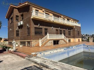 Chalet in Centro. Navalcarnerochalet