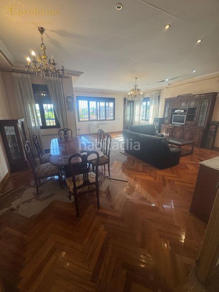Foto a9a9ac01-c13b-4ab8-9626-a1e1f2cfa5a9. Chalet  en Centro Navalcarnero