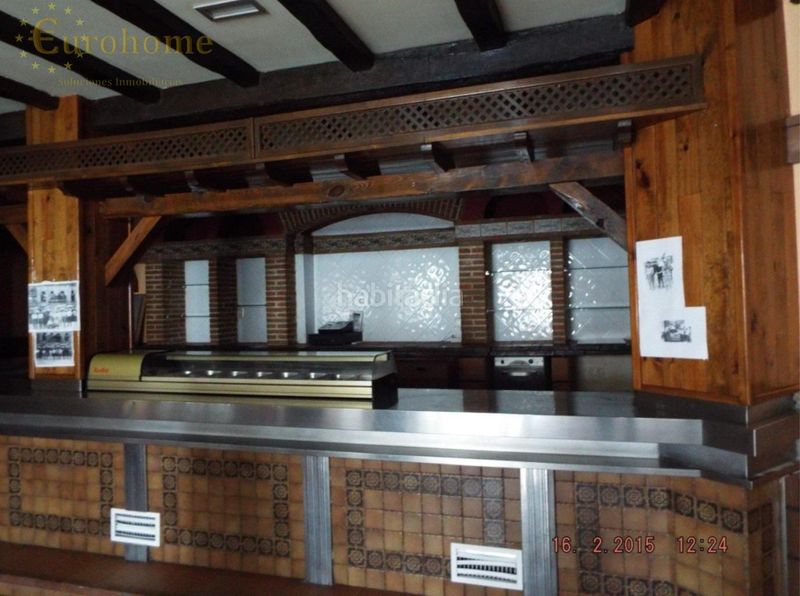 Foto 0b836a16-66bd-4ee6-bd0d-cbf738b84c00. Local comercial a Parrillas