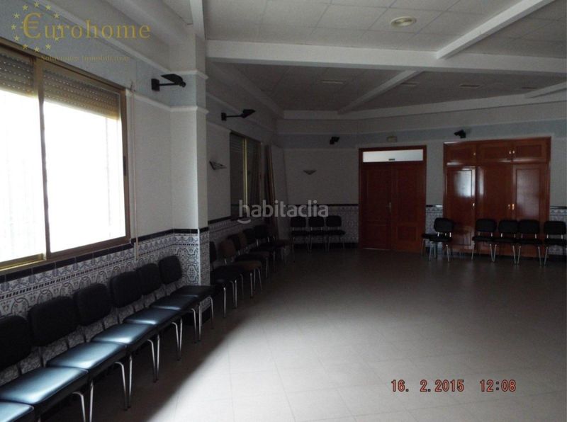 Foto 50a6fc46-1d37-4dd0-a581-7045936fe0d4. Local comercial a Parrillas