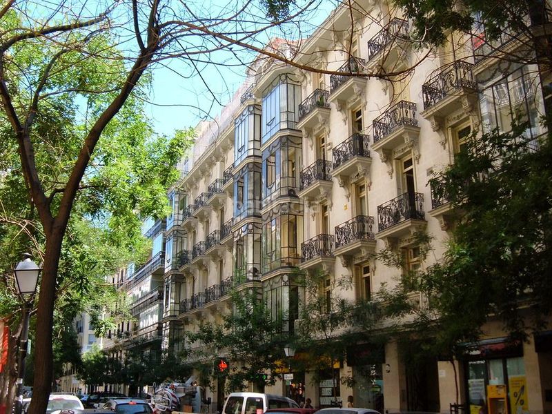 Foto b098cdbc-4a2e-428c-9087-0804478b3d04. Piso  en Goya Madrid