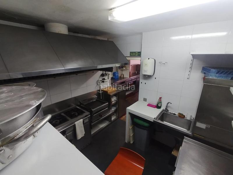 Foto 95d007e3-2957-4705-b4f9-9bdc1b766e28. Alquiler local comercial local en poble nou antiguo restaurante en Vilafranca del Penedès