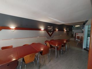 Rent Business premise in Centre Vila. Local en poble nou antiguo restaurante