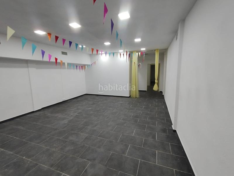 Foto f0fd9306-494f-4e21-bf39-09a9ddfc99d1. Alquiler local comercial local en pleno centro en Vilafranca del Penedès