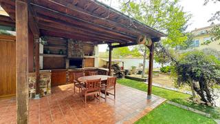 Casa adossada a Castellv de la Marca. Una joyaunia en el corazon del penedes rodeada de vias y tranqu
