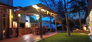 Casa adossada a Castellv de la Marca. Una joyaunia en el corazon del penedes rodeada de vias y tranqu