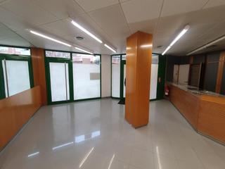 Lloguer Local Comercial a Les Clotes. Local en alquiler vilafranca del penedès