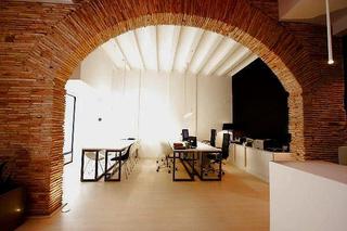 Rent Business premise in Centrevila. Local en alquiler en vilanova i la geltrú