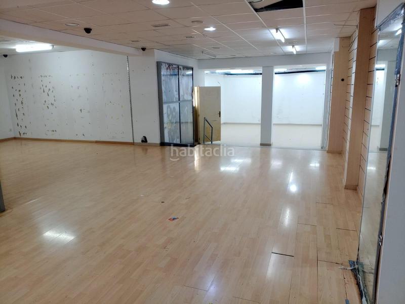 Foto 03ce5e56-362f-4718-9247-feaa153255c5. Alquiler local comercial  en rambla en Vilafranca del Penedès