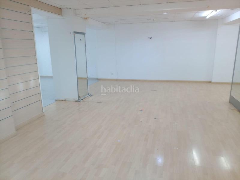 Foto 8d33722d-a173-4fe7-9323-ec38de261e99. Alquiler local comercial  en rambla en Vilafranca del Penedès