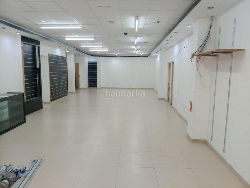 Foto f796fe07-2b59-44df-a0c0-66892616b780. Alquiler local comercial  en rambla en Vilafranca del Penedès