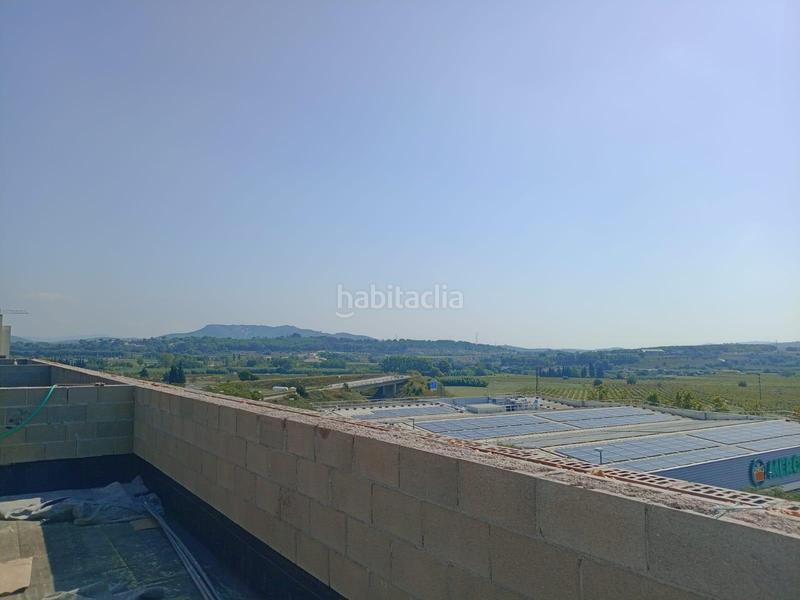 Foto 2e8b6ae0-0fca-4f0b-9e2f-17fb90c5878a. Dúplex duplex en venda barri La Girada en La Girada Vilafranca del Penedès