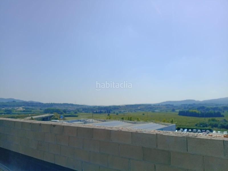 Foto 92edeea5-3333-4647-b70b-4c1d336003ae. Dúplex duplex en venda barri La Girada en La Girada Vilafranca del Penedès