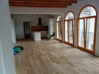 Etagenwohnung in Centre Vila