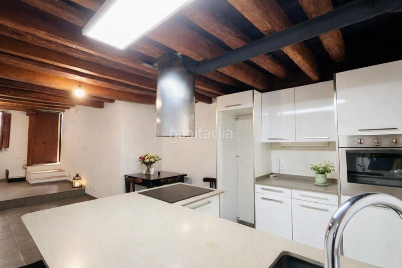 Foto b711d22c-7734-4776-94b2-5cdb25fdf30f. Pis a La Geltrú-Sant Jordi Vilanova i la Geltrú