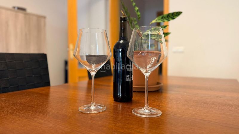 Foto b5f3c79f-2abe-4dd6-8bca-b7beb0acb277. Pis amb piscina a L´Estany Calafell