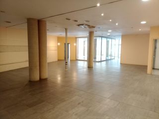 Lloguer Local Comercial a Sant Julià. Local comercial en alquiler en vilafranca del penedès