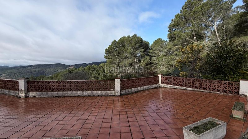 Foto 60f95b5e-6ea8-46a7-a30e-1cee5264286a. Casa amb aparcament piscina a Llacuna (La)