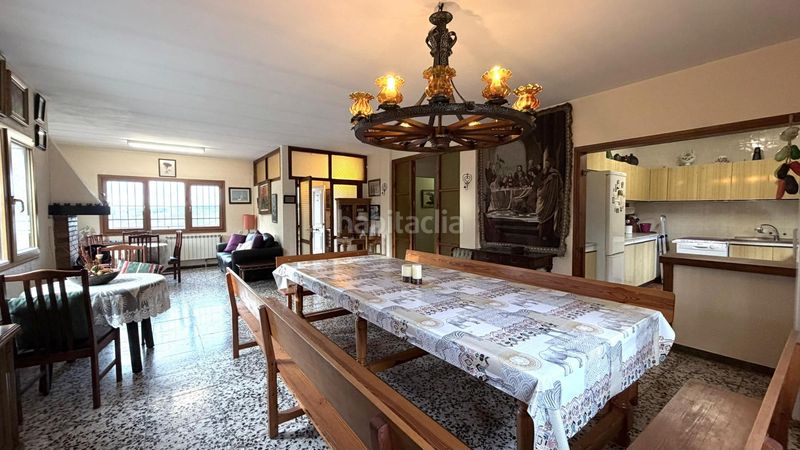 Foto 9cbd68ec-442f-4428-ba45-e8bba794bace. Casa amb aparcament piscina a Llacuna (La)