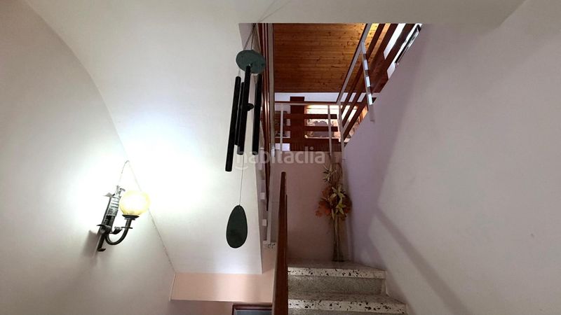 Foto b57238c2-08c4-4dfd-bdad-8faddc9fe09b. Casa amb aparcament piscina a Llacuna (La)