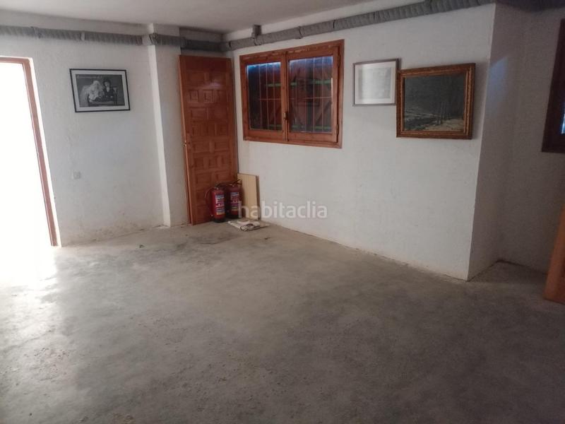 Foto cb5231de-93d2-4f35-a7f3-cdc6e97ea219. House with heating parking pool in Llacuna (La)