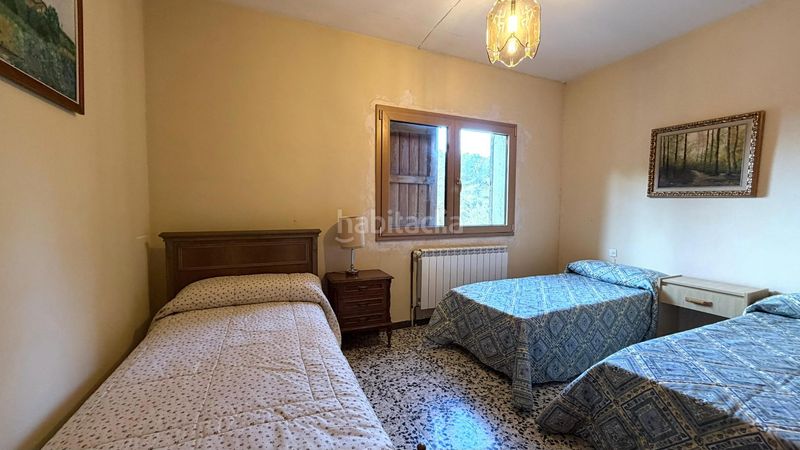 Foto cca602d0-94c5-4e03-acf0-6163d2c83449. Casa amb aparcament piscina a Llacuna (La)