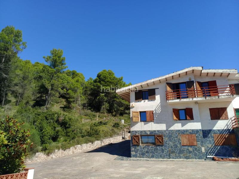 Foto d941ed58-445e-450e-b93e-afbe9d4b3674. House with heating parking pool in Llacuna (La)