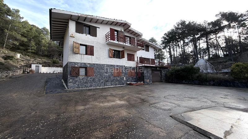 Foto edd9de60-30e2-408a-94d3-4934a3fedec4. Casa amb aparcament piscina a Llacuna (La)