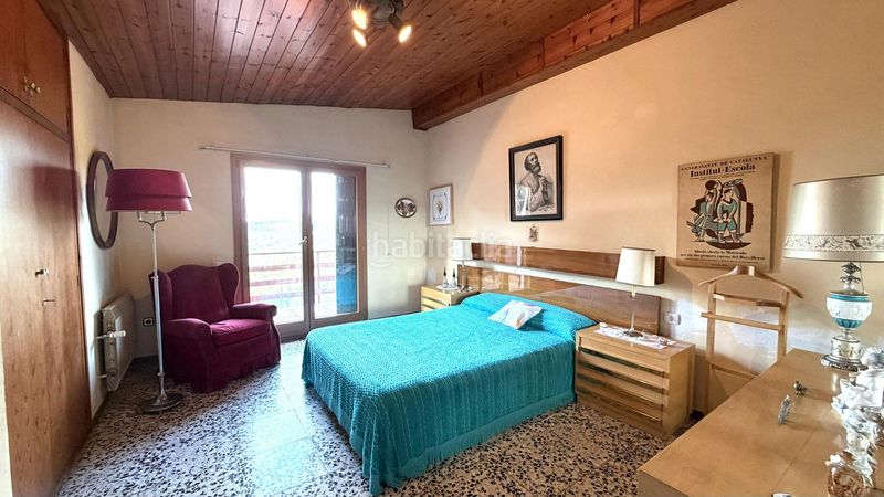 Foto f8307992-4301-4f79-888f-c42259bce622. Casa amb aparcament piscina a Llacuna (La)