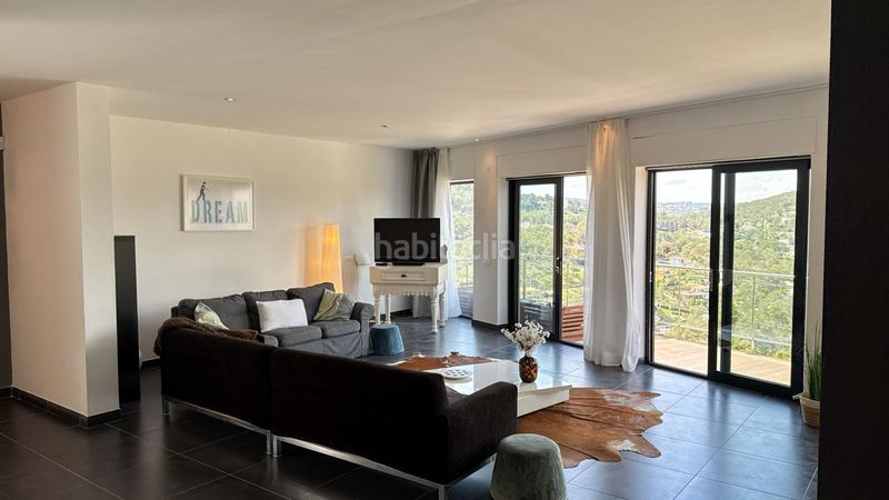 Foto 41b6877a-7479-43b5-9edf-a9d769321f84. Casa amb aparcament piscina a Olivella