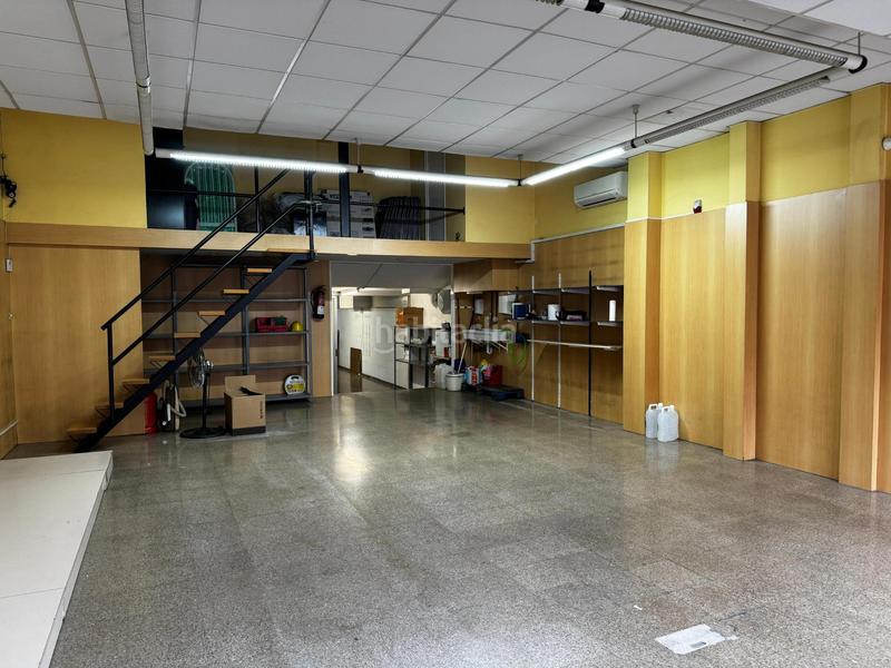 Foto e5292c64-114e-4f6a-a94d-b9c0a64d0b4d. Local comercial muchas opciones para montar tu propio negocio en Vilafranca del Penedès