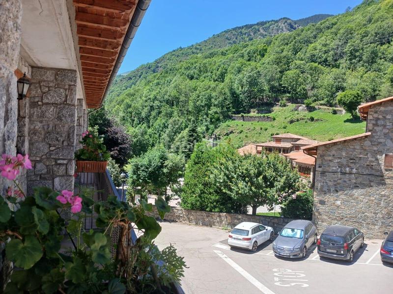 Foto b9eb43a7-fb89-4487-ae02-b6f53f6eb380. Edifici a Llanars