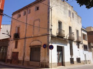 Building in Sant Sadurní d´Anoia. Edificio en venta en sant sadurni danoia