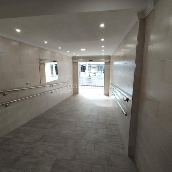 Foto 70badf0c-61e1-4b9e-b8c9-15eff3d7e646. Ufficio in calle josé lópez ocaña 11 in Centro Avilés