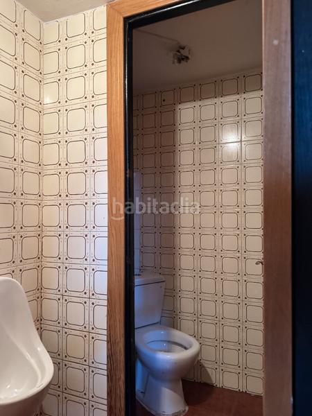 Foto 1fa0bb8e-8f6c-43dc-a70d-212b10cb715b. Affitto locale commerciale in avenida alcalde josé fernandín 26 in Castrillón