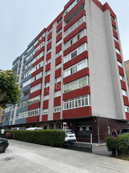 Foto 32fd8fc2-67e1-474d-b1f1-5b433743bf5e. Alquiler local comercial en avenida alcalde josé fernandín 26 local en alquiler instalado en Piedras Blancas castrillon en Castrillón