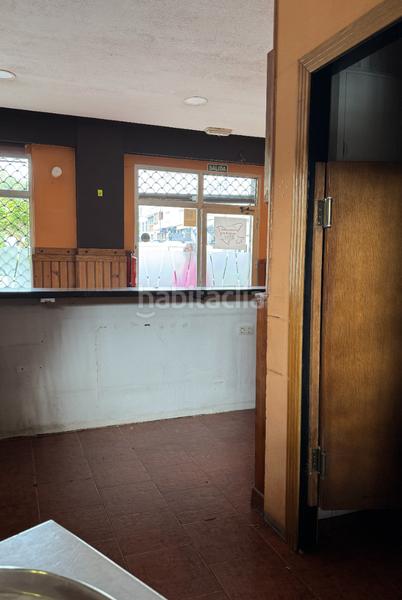 Foto ac8118b7-8f16-4bb1-b40d-dbce14e8a233. Alquiler local comercial en avenida alcalde josé fernandín 26 local en alquiler instalado en Piedras Blancas castrillon en Castrillón