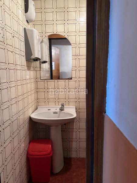 Foto 07fc1175-17ef-49c3-84ed-e5a798f55177. Location local commercial dans avenida alcalde josé fernandín 26 dans Castrillón