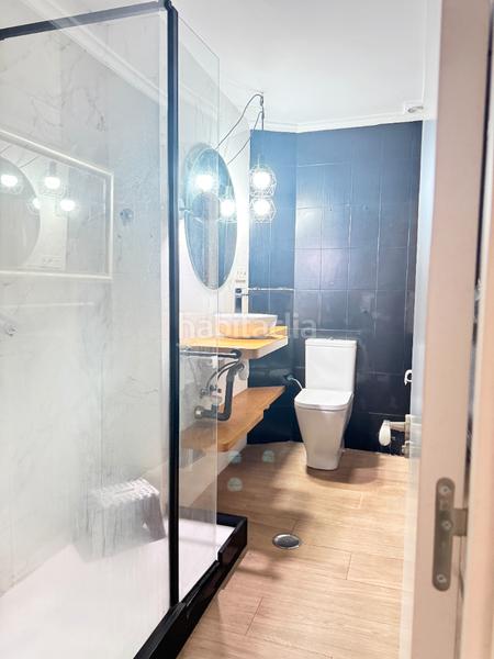 Foto f0ec359e-d832-44a9-94e7-627b5d796d78. Ático en calle josé manuel pedregal 6 ático en venta en el Centro - terraza de 40 metros cuadrados en Avilés