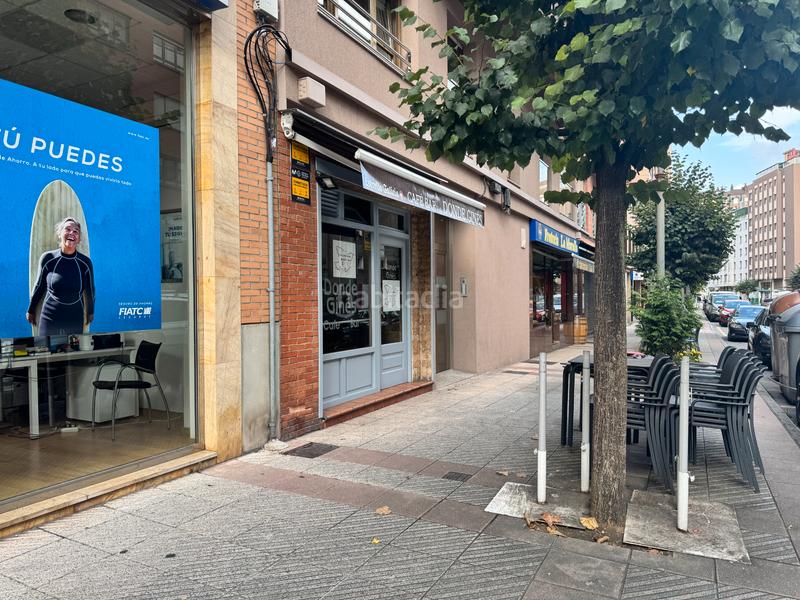 Foto c349643d-8a12-4513-9376-d03dd081516a. Alquiler local comercial en calle del prado 15 local instalado como bar / cafetería Centro en Avilés