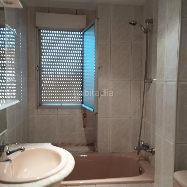 Foto e3d57d41-e795-4b64-9106-45395da91a1a. Appartamento in avenida asturias 4 in El Carbayedo - El Quirinal Avilés