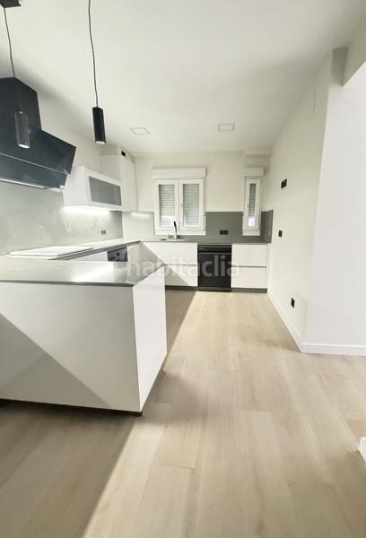 Foto 3003cbb7-05a7-4823-a86a-755ba358b095. Etagenwohnung in calle cuba 10 in Centro Avilés