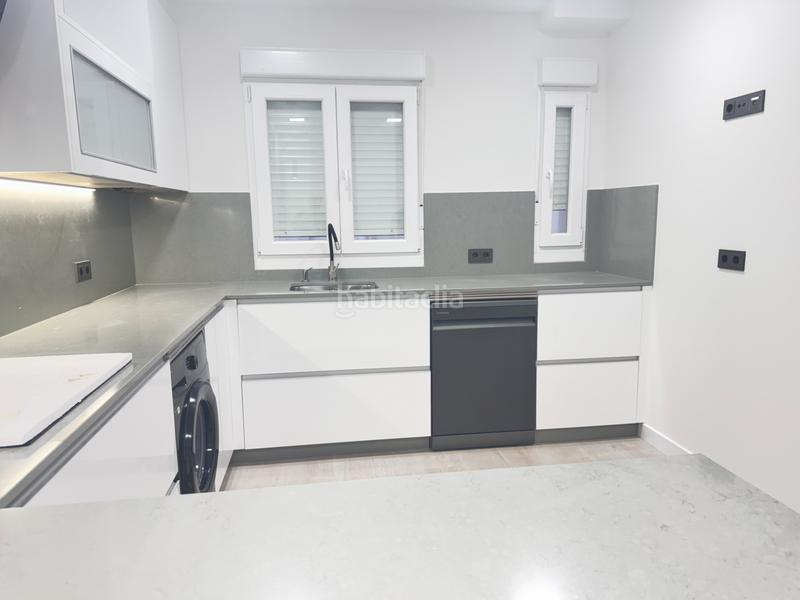 Foto ac5f9d47-dc3b-414c-a5b8-9503b131c1aa. Etagenwohnung in calle cuba 10 in Centro Avilés