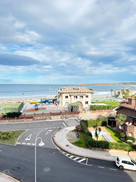 Foto 06357fd9-d5be-43eb-b6fe-6c4f90d367c4. Pis a calle alcalde luis treillard 25 a Salinas Castrillón