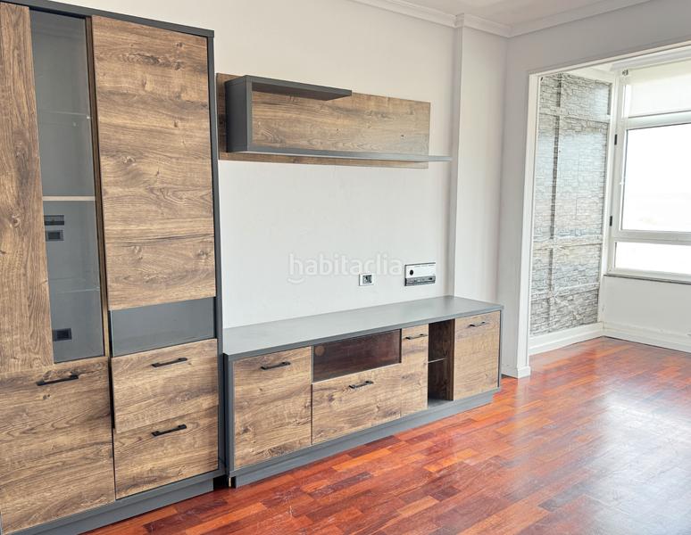 Foto 4ea42fdd-2f63-40a9-8c71-04f3816dfe88. Pis a calle alcalde luis treillard 25 a Salinas Castrillón