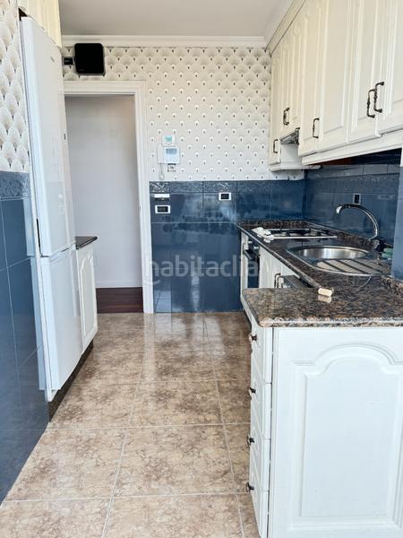 Foto fb78852c-934d-45d1-98fc-87881e7d4677. Pis a calle alcalde luis treillard 25 a Salinas Castrillón