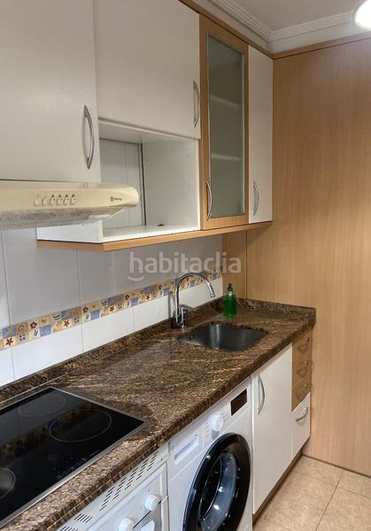 Foto d3c2f3c0-7283-4a7a-85a1-67100e3f8e92. Piso en calle de el balandro 16 piso en venta , zona del nodo . en Avilés